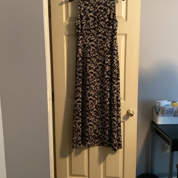 Long Evan picone size 8 dress - Picture 2 of 3